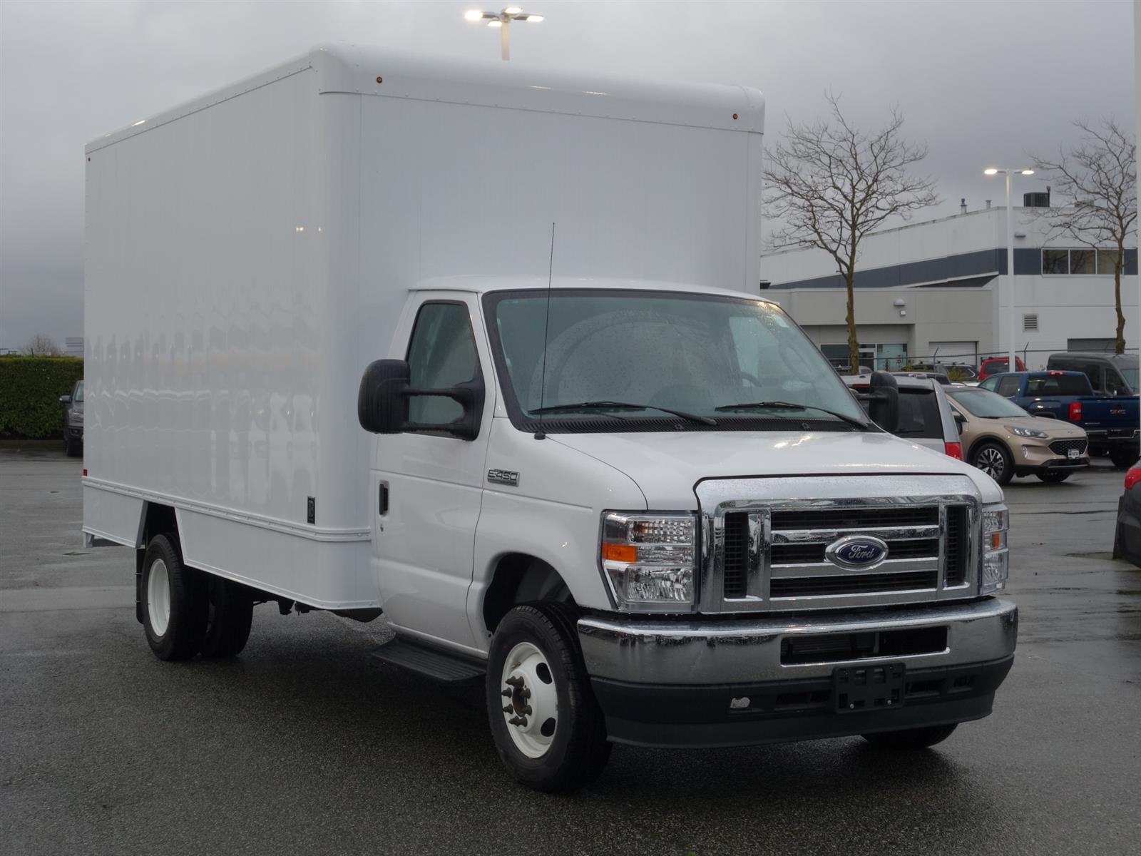 Ford econoline 2021